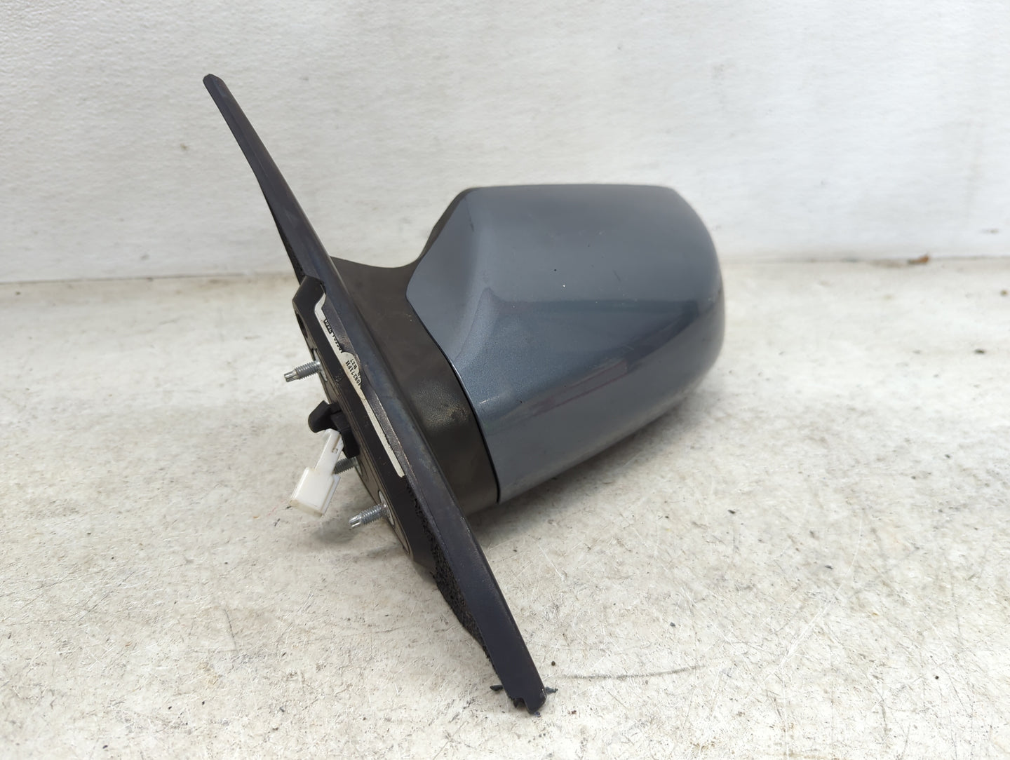 2007-2012 Nissan Altima Driver Side View Mirror - Left Door Mirror OEM Used - Oemusedautoparts1.com
