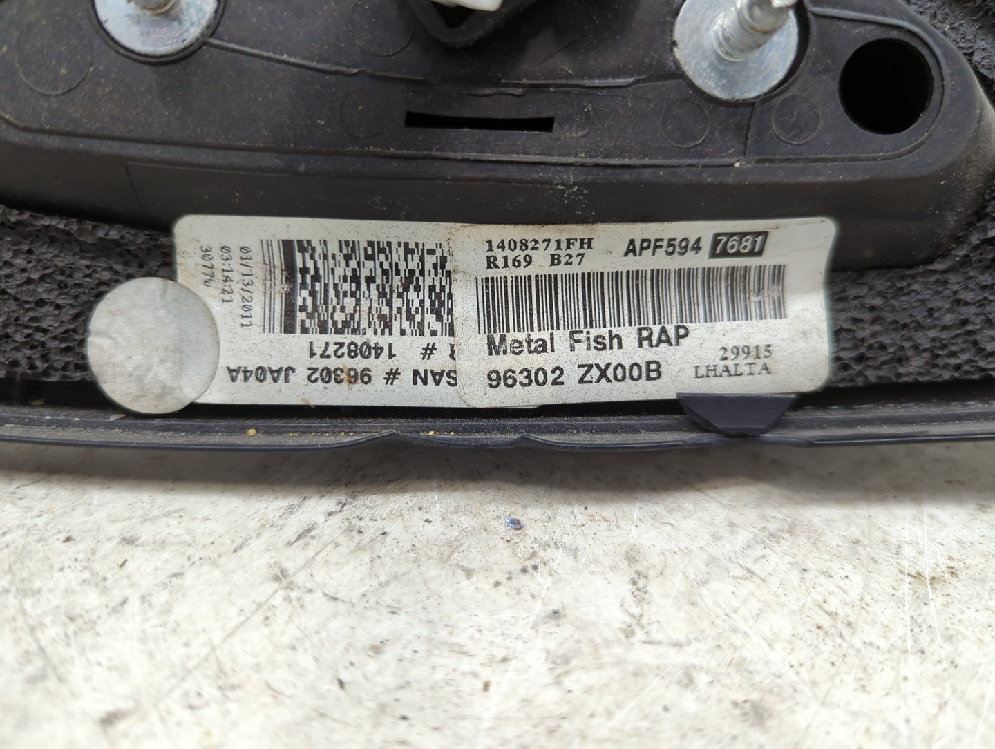 2007-2012 Nissan Altima Driver Side View Mirror - Left Door Mirror OEM Used - Oemusedautoparts1.com
