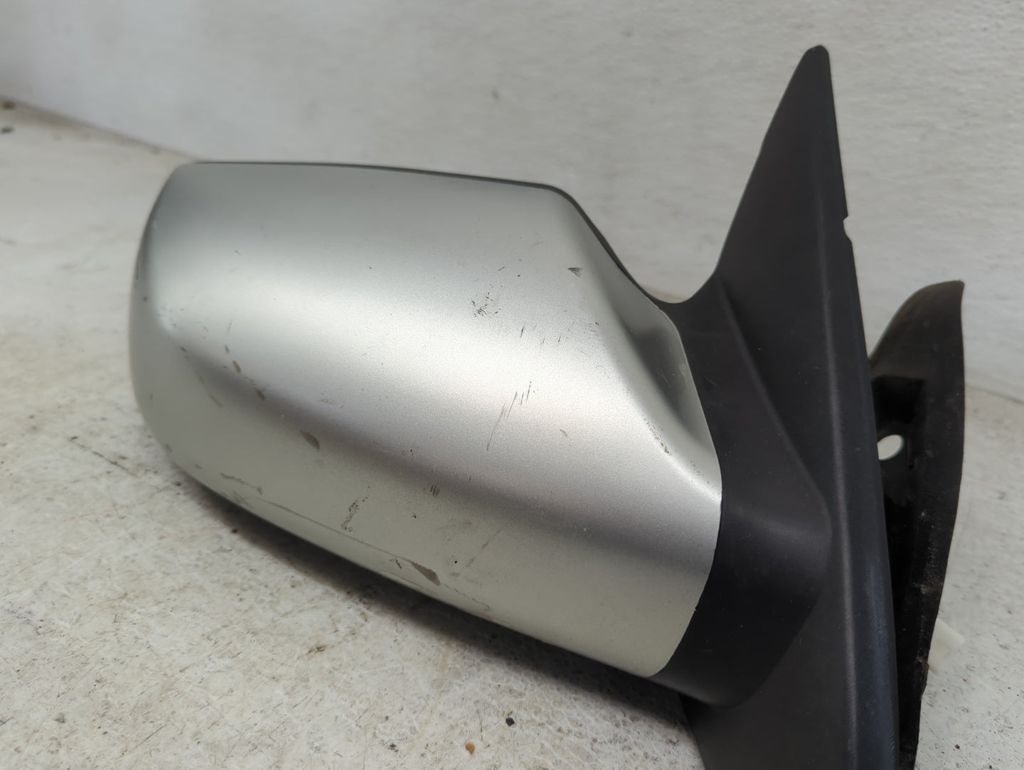 2007-2012 Nissan Altima Passenger Side View Mirror - Right Door Mirror OEM Used - Oemusedautoparts1.com