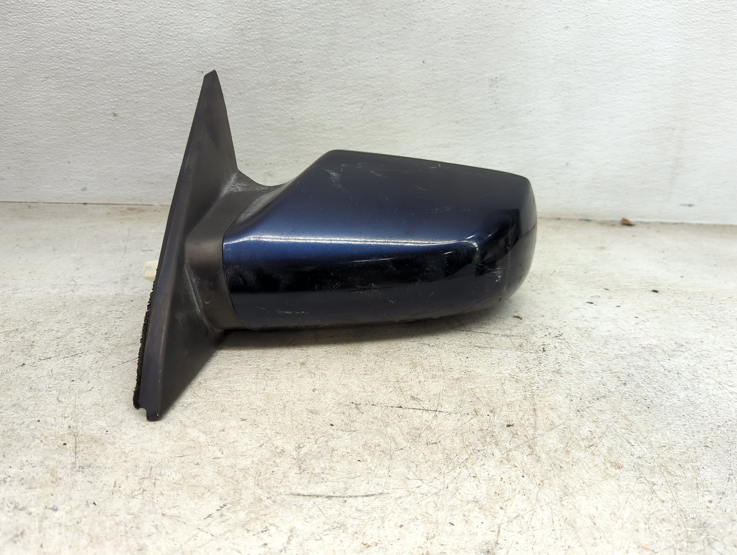 2007-2012 Nissan Altima Driver Side View Mirror - Left Door Mirror OEM Used - Oemusedautoparts1.com