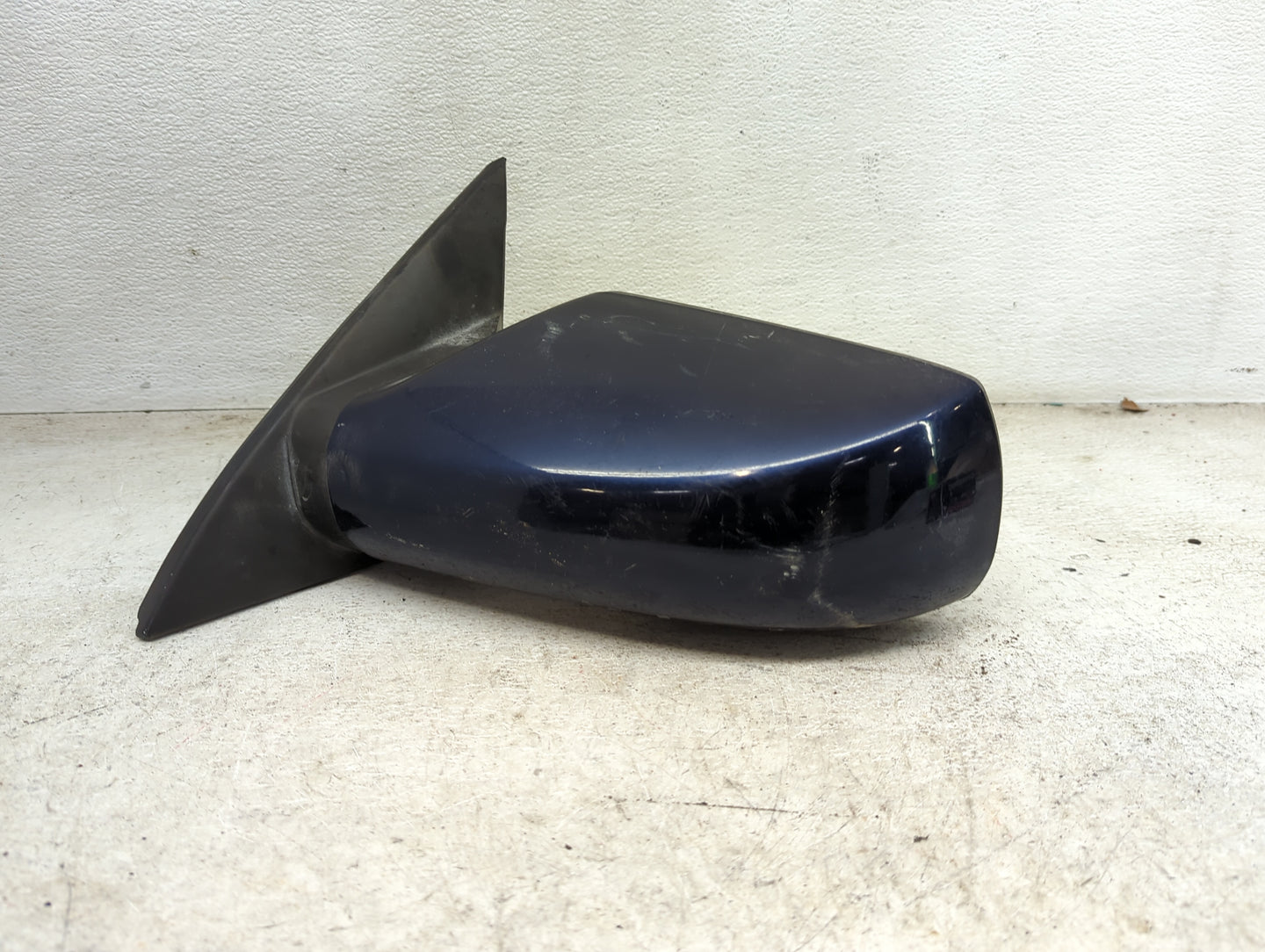 2007-2012 Nissan Altima Driver Side View Mirror - Left Door Mirror OEM Used - Oemusedautoparts1.com