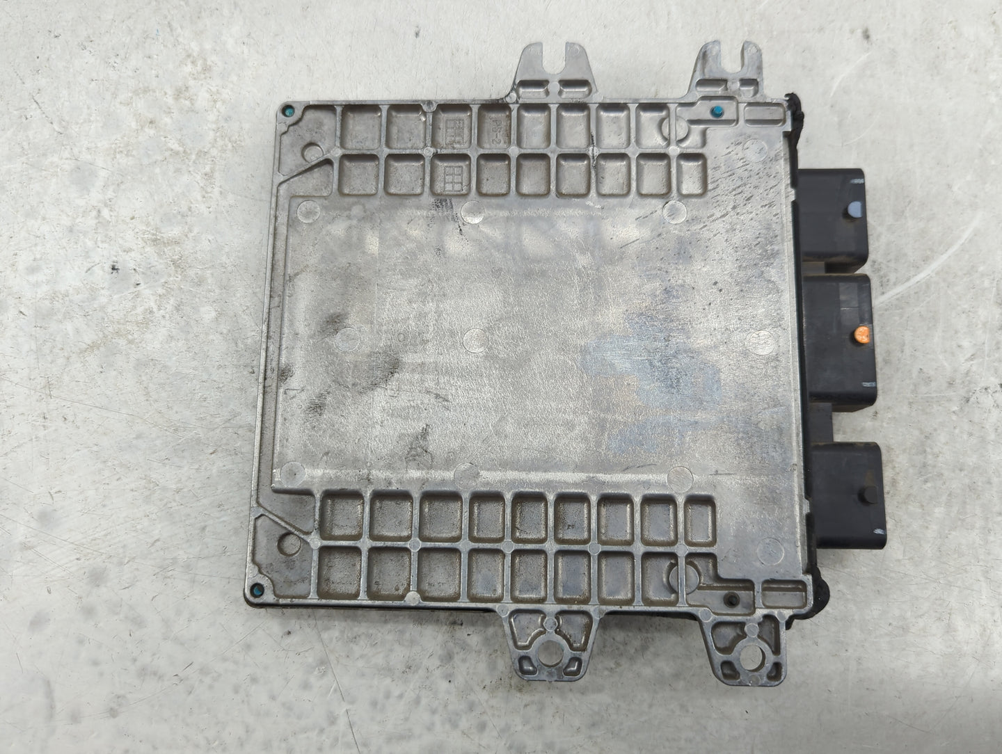 2010 Nissan Altima PCM Engine Control Computer ECU ECM PCU OEM P/N:MEC114-011 Fits OEM Used Auto Parts - Oemusedautoparts1.c