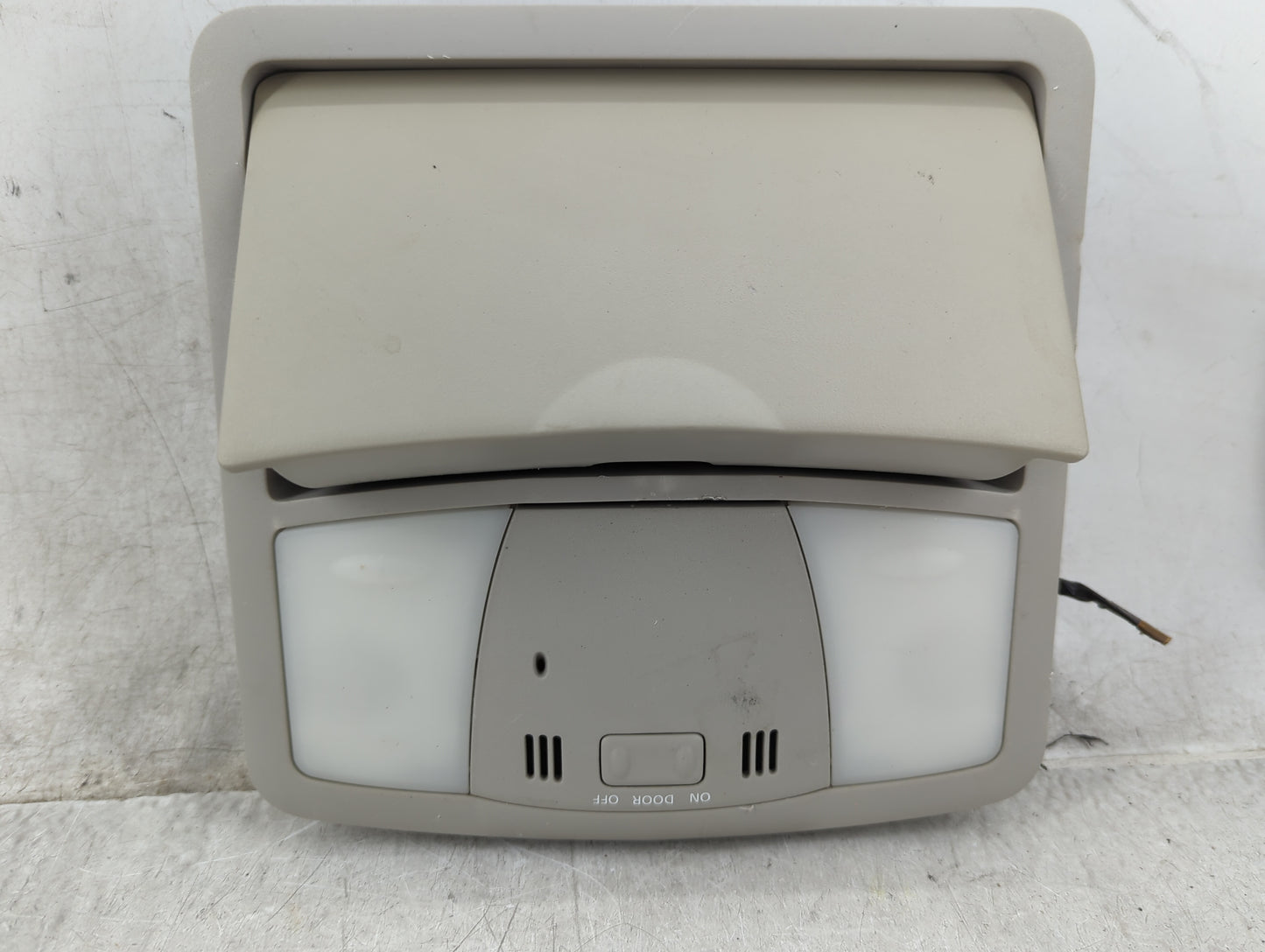 2010-2012 Nissan Altima Overhead Roof Console 1455202 - Oemusedautoparts1.com