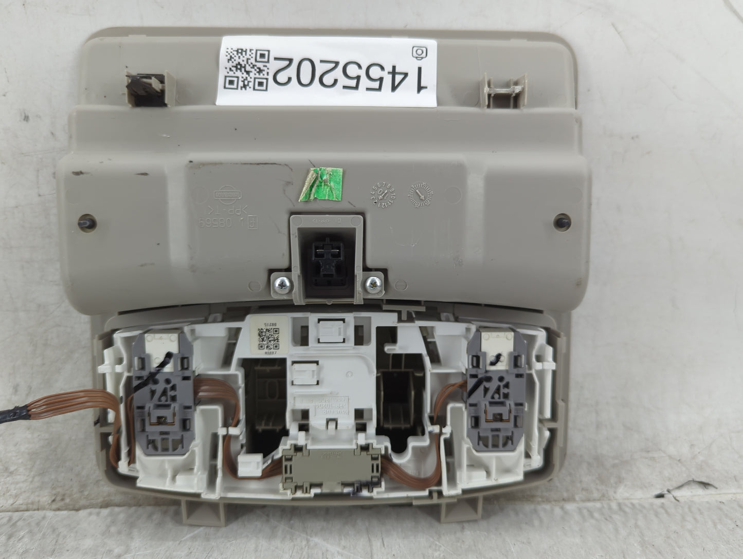 2010-2012 Nissan Altima Overhead Roof Console 1455202 - Oemusedautoparts1.com