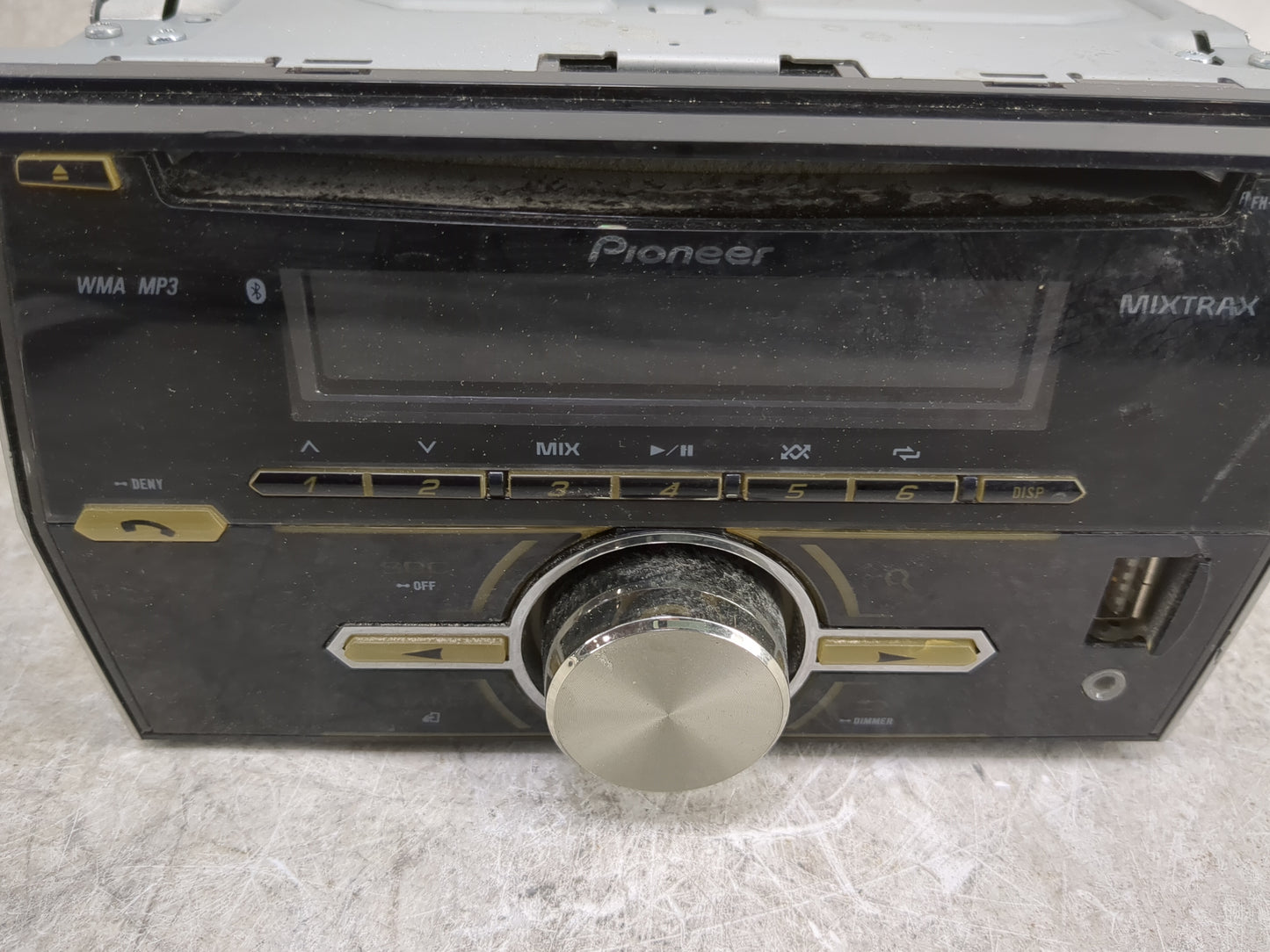 2010 Nissan Altima Radio AM FM Cd Player Receiver Replacement Fits OEM Used Auto Parts - Oemusedautoparts1.com