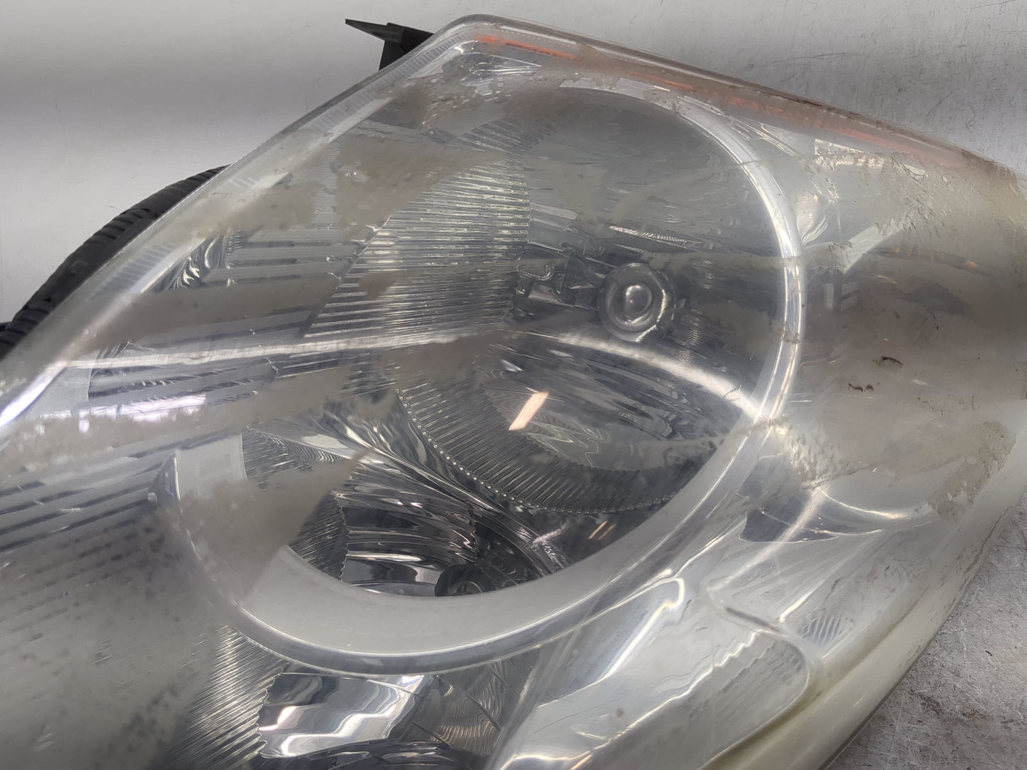 2010-2012 Nissan Altima Passenger Right Oem Head Light Headlight Lamp 1460125 - Oemusedautoparts1.com