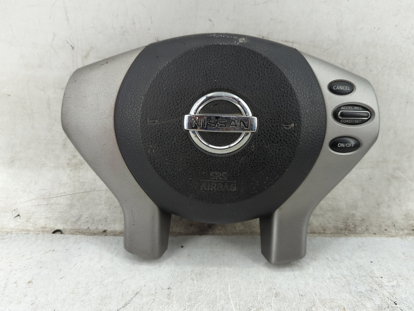 2010-2013 Nissan Altima Air Bag Driver Left Steering Wheel Mounted P/N:PMZXH103230226 Fits Fits 2010 2011 2012 2013 OEM Used