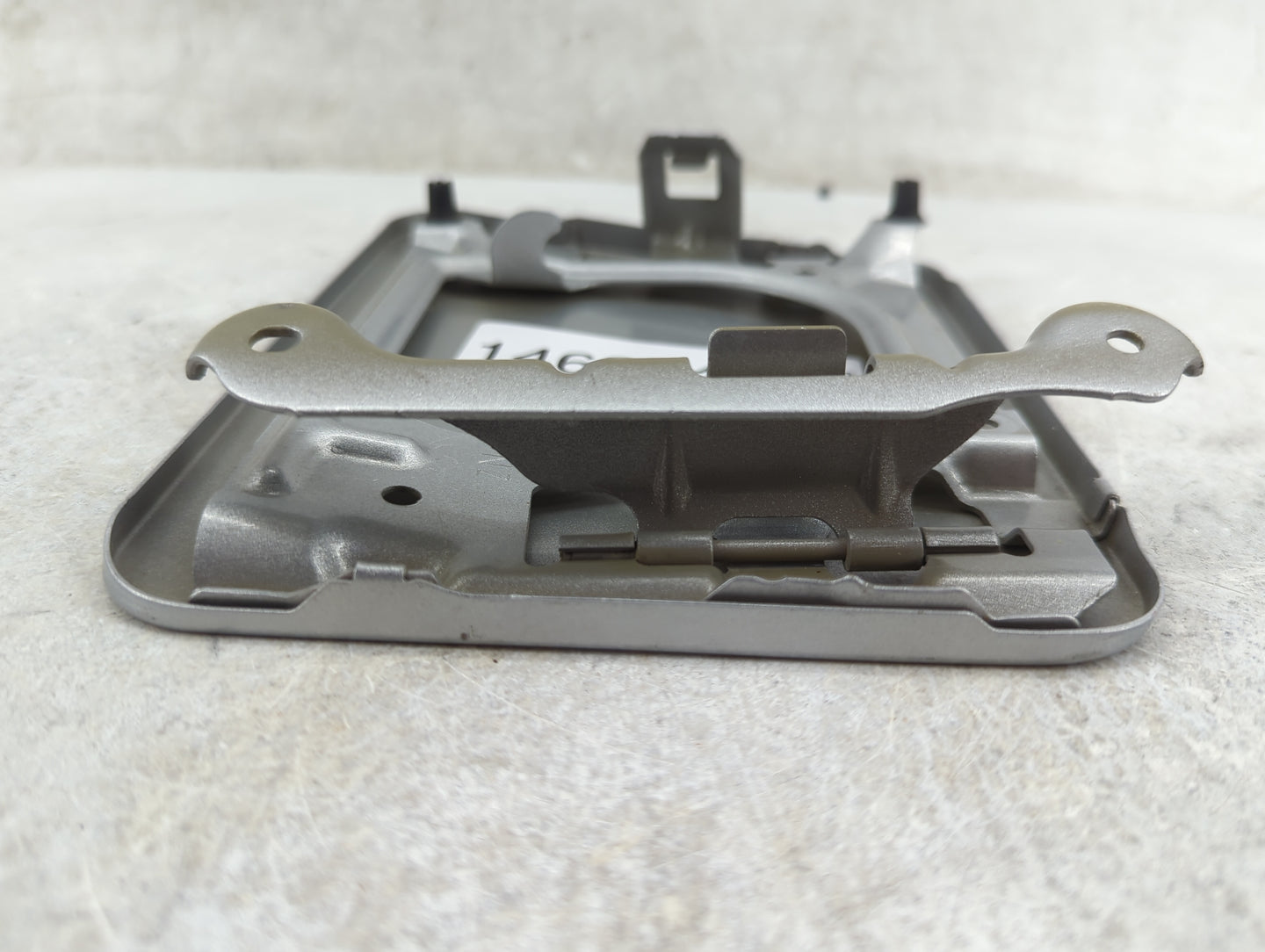 2010 Nissan Altima Fuel Tank Door Lid Gas Tank Silver - Oemusedautoparts1.com