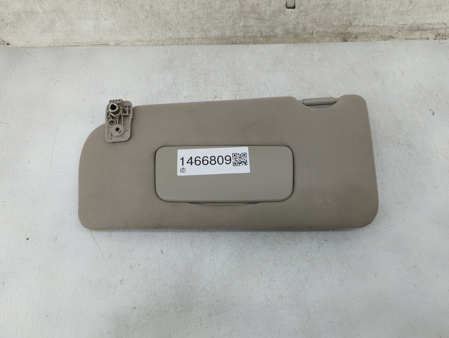 2010 Nissan Altima Sun Visor Shade Replacement Driver Left Mirror Fits OEM Used Auto Parts - Oemusedautoparts1.com