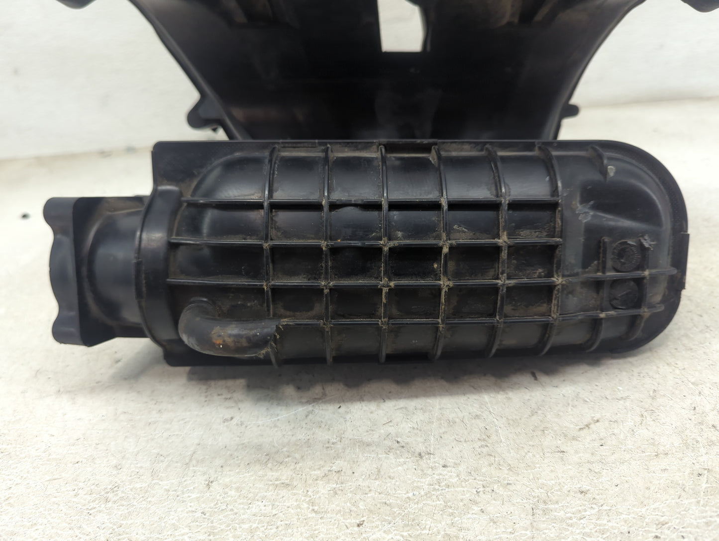 2007-2013 Nissan Altima Air Intake Manifold Fits Fits 2007 2008 2009 2010 2011 2012 2013 OEM Used Auto Parts - Oemusedautopa