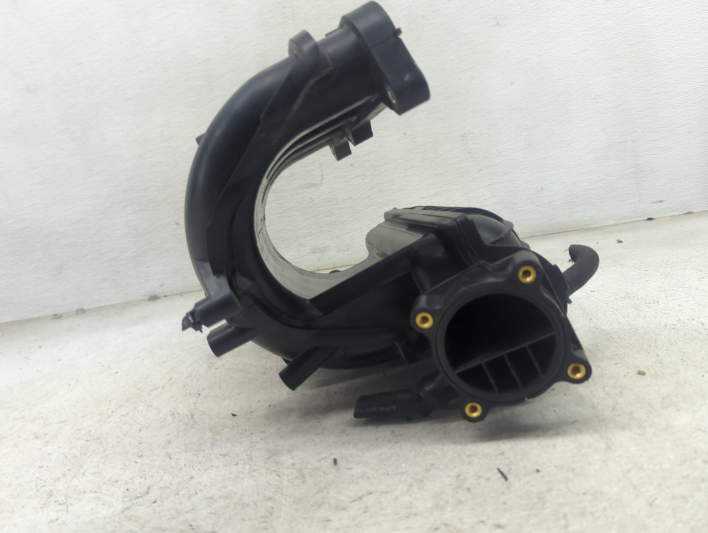 2007-2013 Nissan Altima Air Intake Manifold Fits Fits 2007 2008 2009 2010 2011 2012 2013 OEM Used Auto Parts - Oemusedautopa