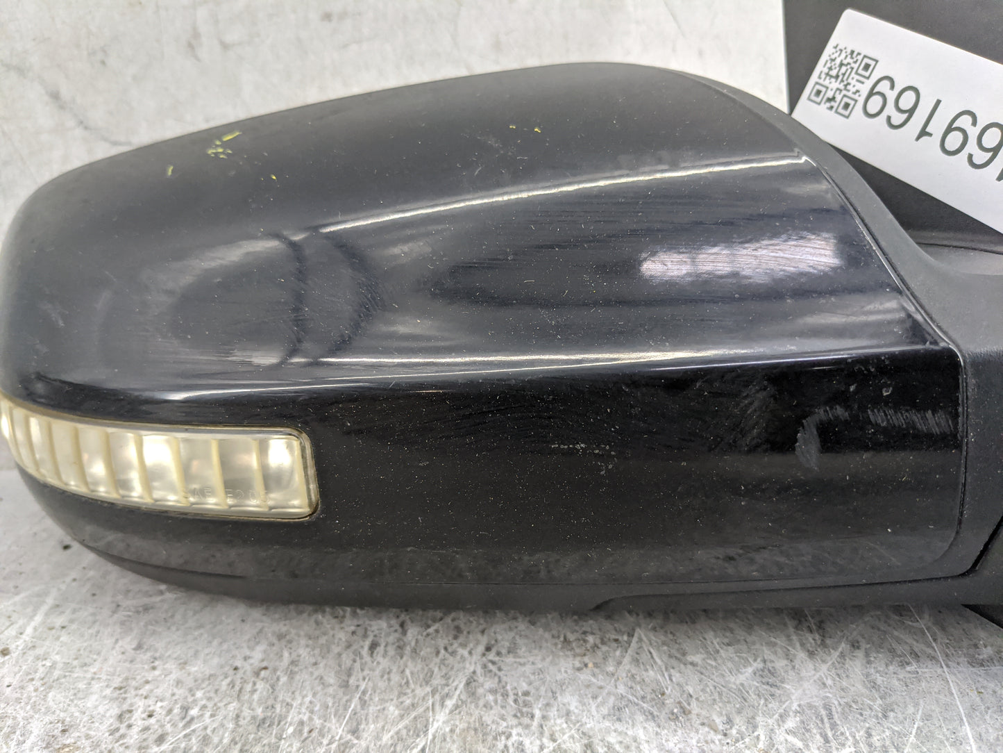 2010-2012 Nissan Altima Passenger Side View Mirror - Right Door Mirror OEM Used - Oemusedautoparts1.com