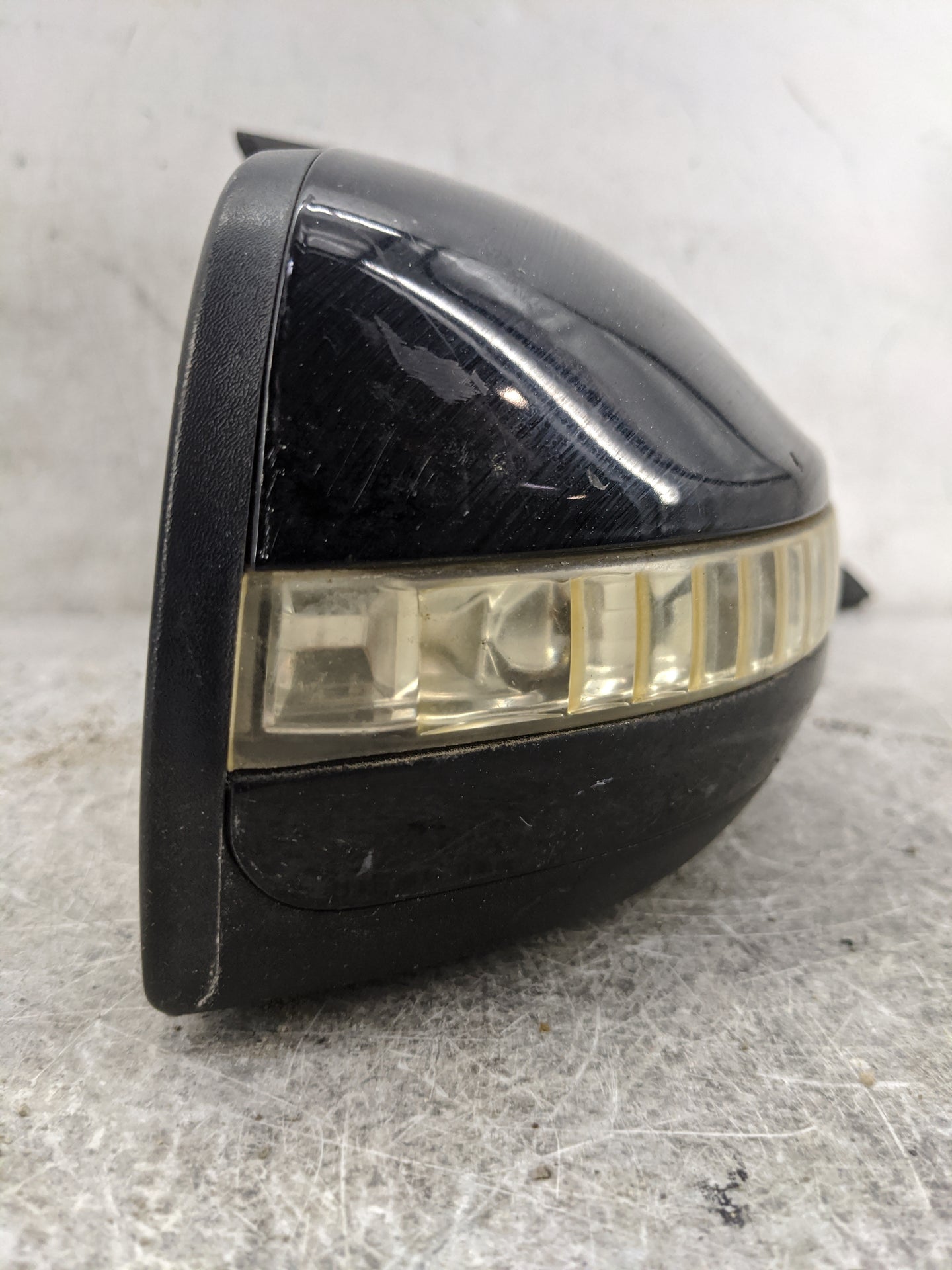 2010-2012 Nissan Altima Passenger Side View Mirror - Right Door Mirror OEM Used - Oemusedautoparts1.com