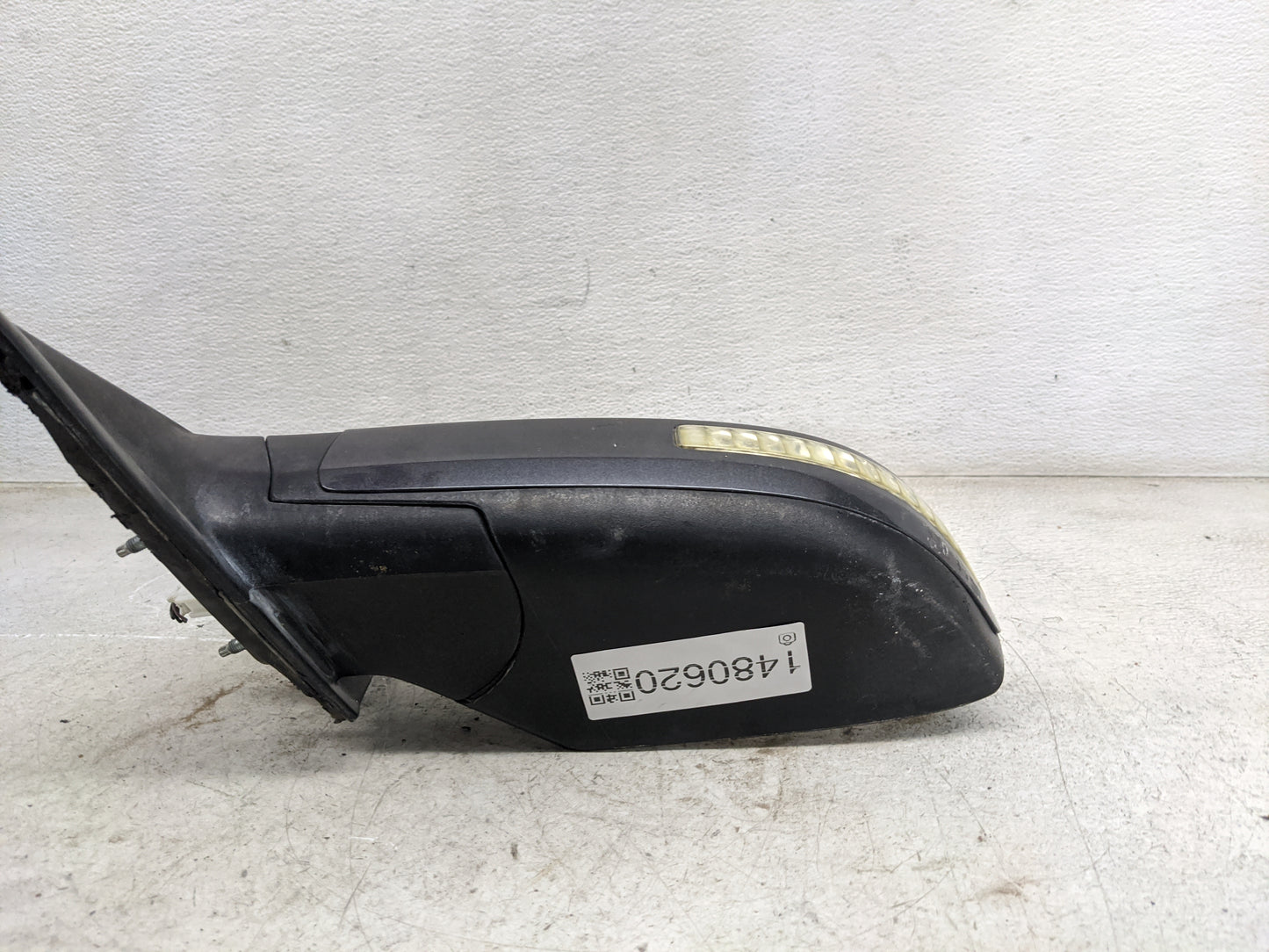 2010 Nissan Altima Driver Side View Mirror - Left Door Mirror OEM Used - Oemusedautoparts1.com