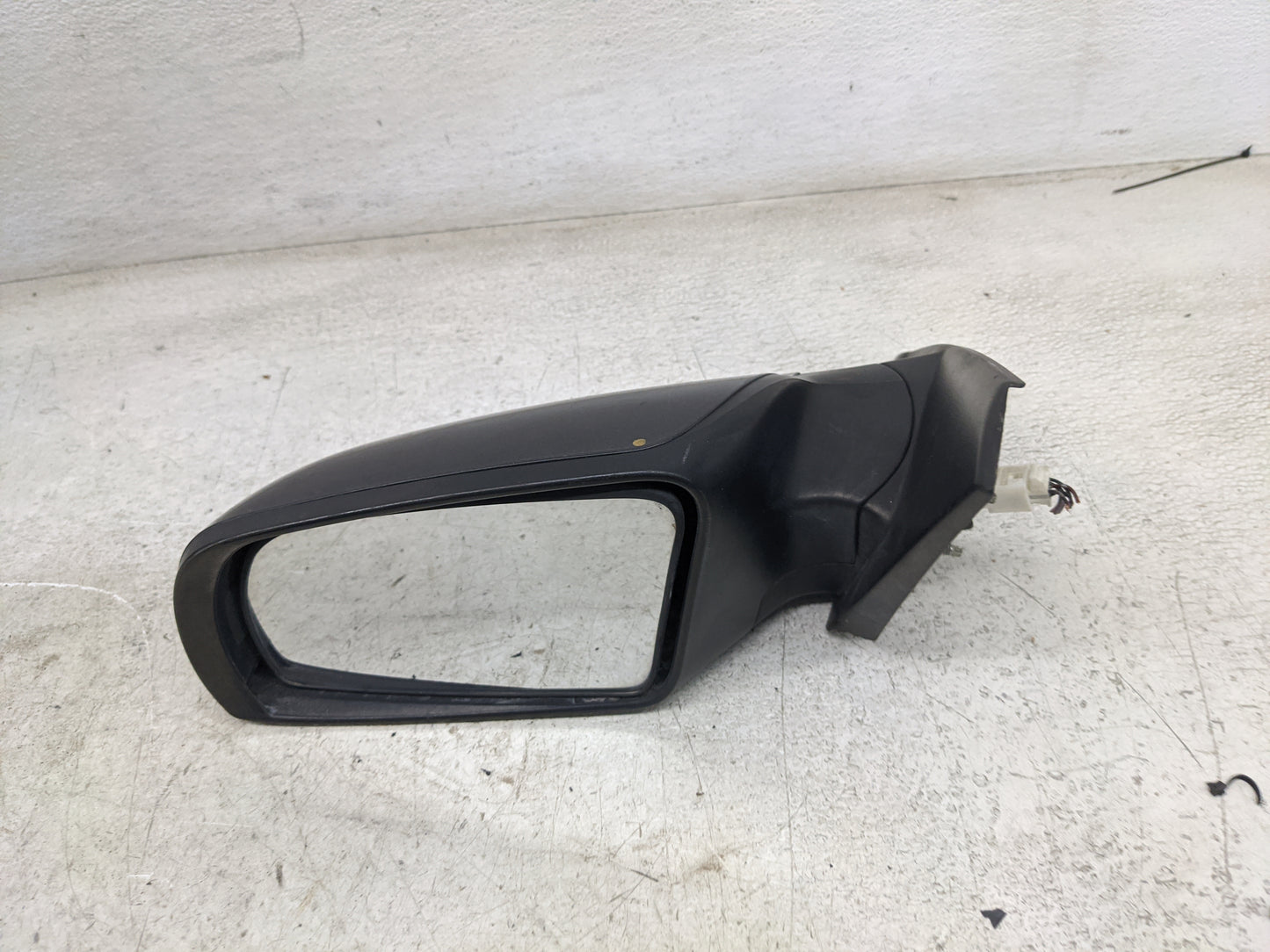 2010 Nissan Altima Driver Side View Mirror - Left Door Mirror OEM Used - Oemusedautoparts1.com