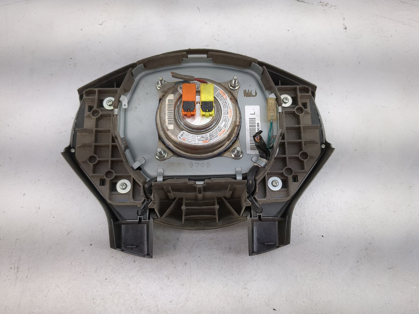 2010-2013 Nissan Altima Air Bag Driver Left Steering Wheel Mounted P/N:PMZXL099290369 Fits Fits 2010 2011 2012 2013 OEM Used
