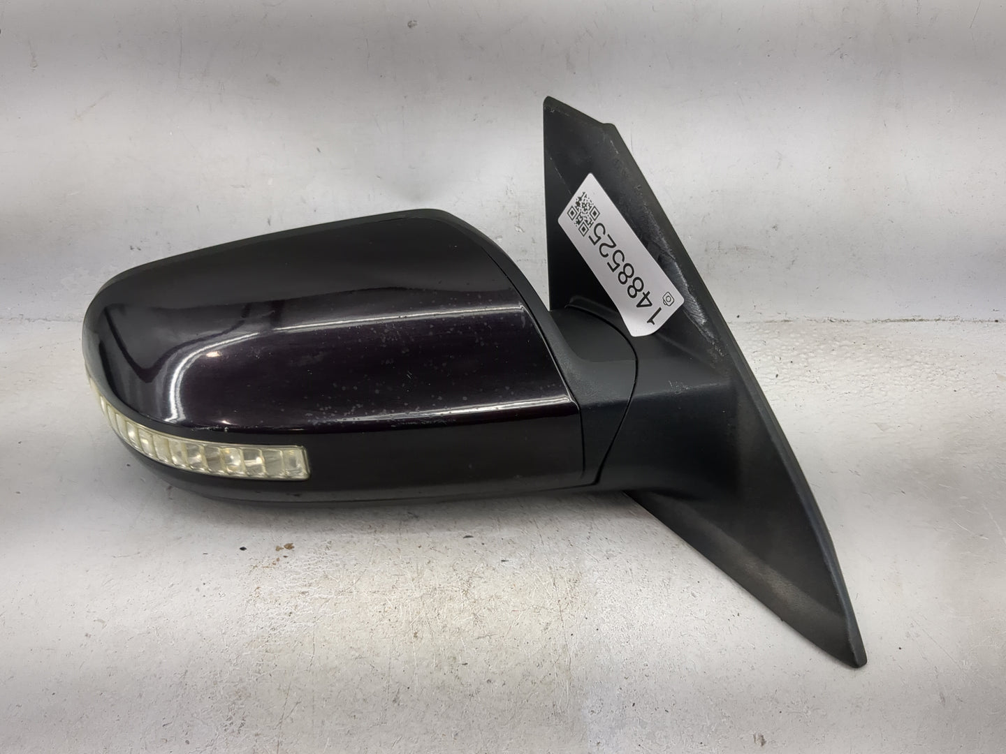 2010-2013 Nissan Altima Passenger Side View Mirror - Right Door Mirror OEM Used - Oemusedautoparts1.com