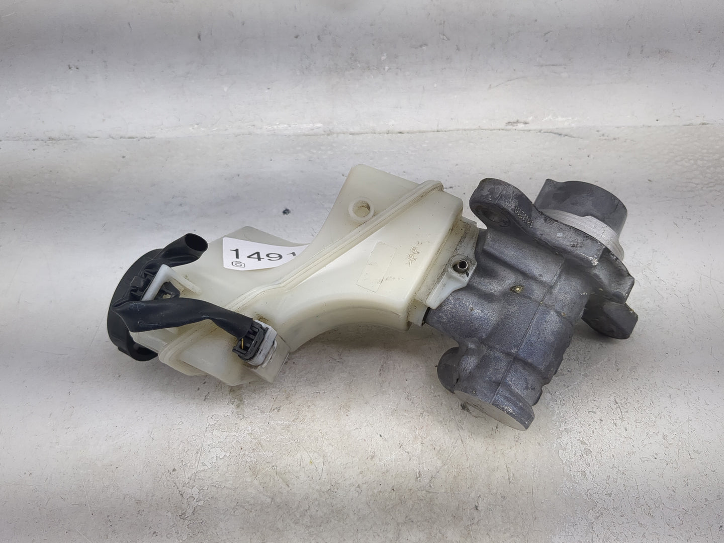 2007-2013 Nissan Altima Brake Master Cylinder 1491086 - Oemusedautoparts1.com