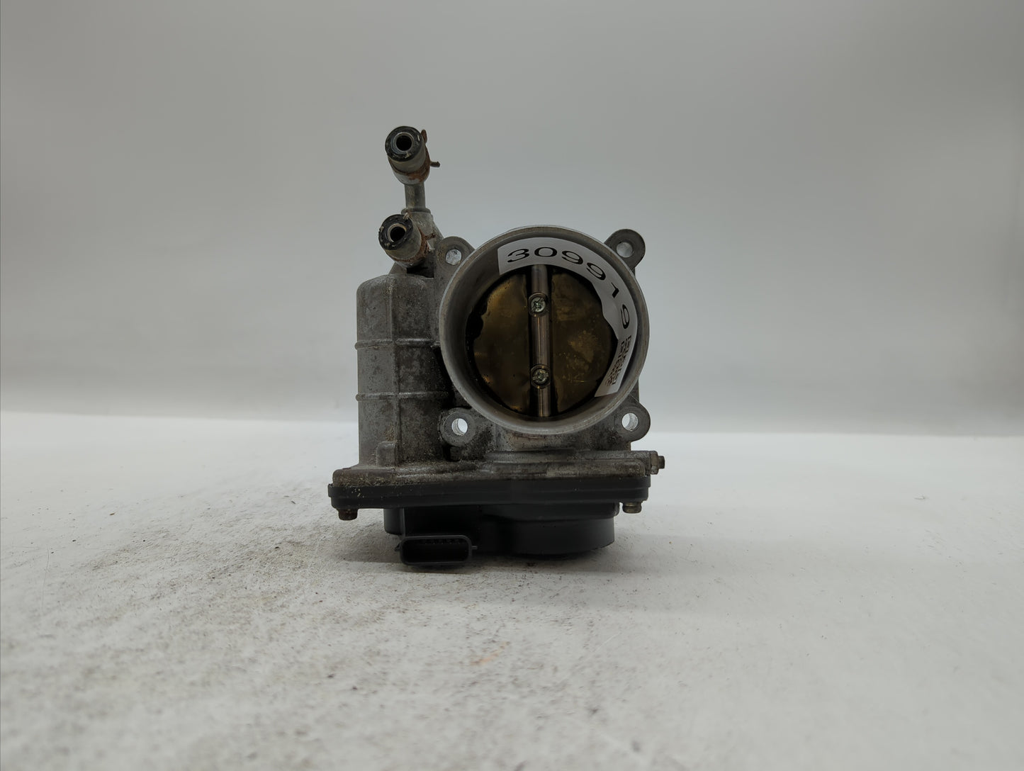 2007-2013 Nissan Altima Throttle Body P/N:RME60-15 Fits Fits 2007 2008 2009 2010 2011 2012 2013 OEM Used Auto Parts - Oemuse