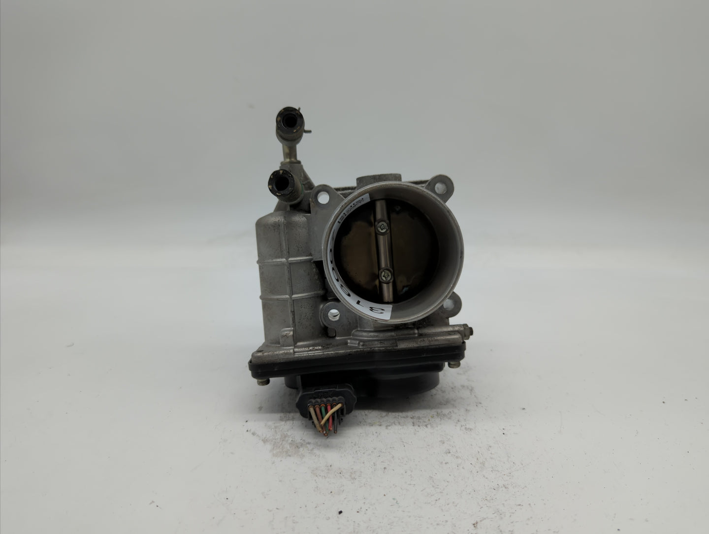 2007-2013 Nissan Altima Throttle Body P/N:526-01 RME60-15 Fits Fits 2007 2008 2009 2010 2011 2012 2013 OEM Used Auto Parts -