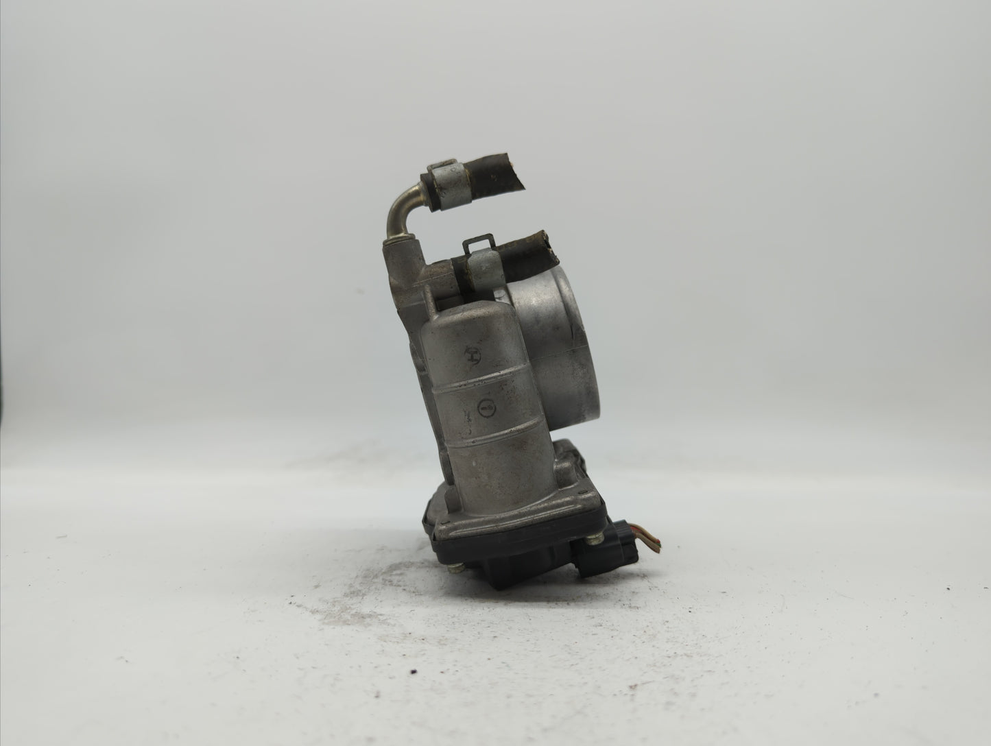 2007-2013 Nissan Altima Throttle Body P/N:526-01 RME60-15 Fits Fits 2007 2008 2009 2010 2011 2012 2013 OEM Used Auto Parts -