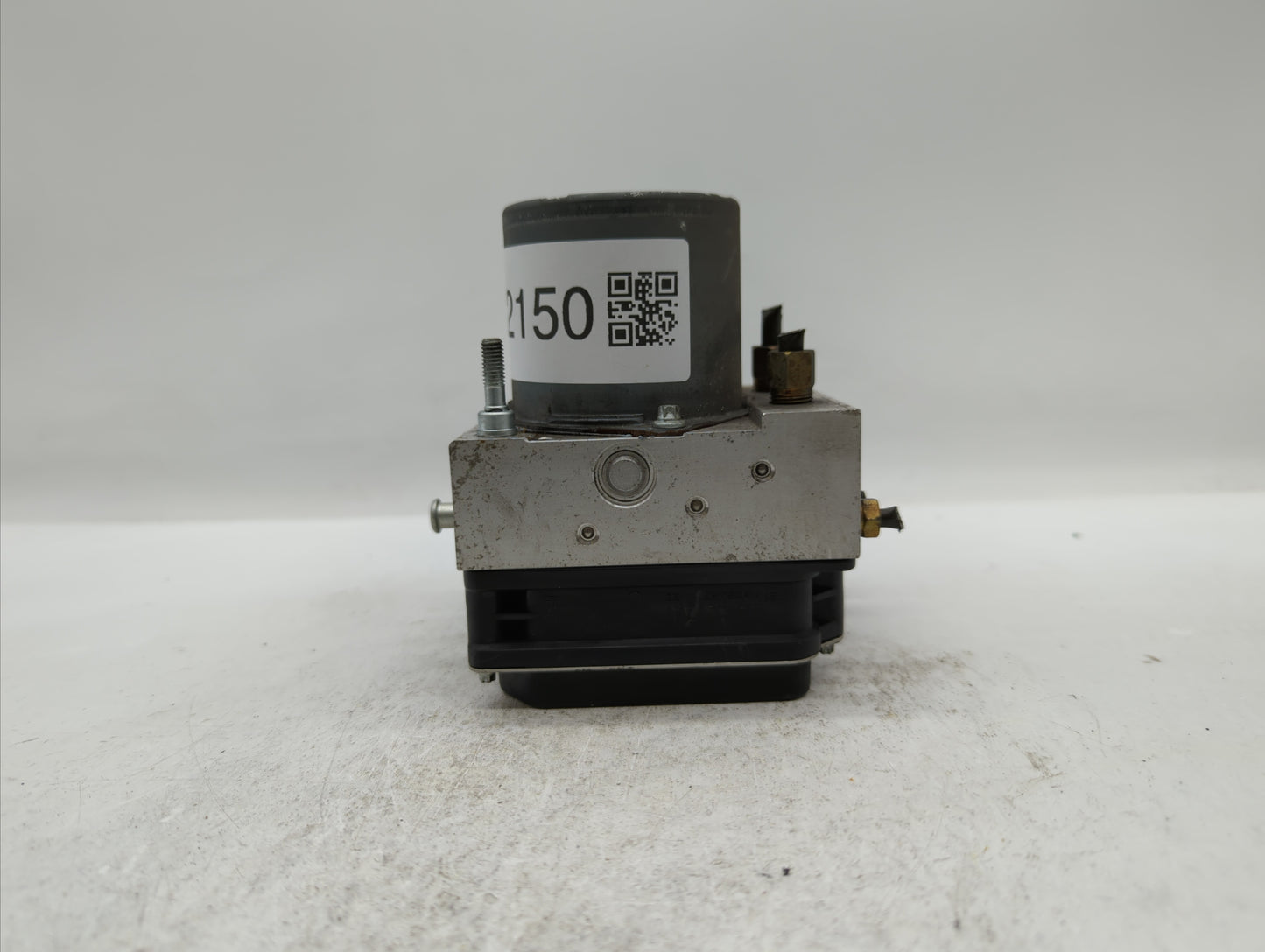 2010 Nissan Altima ABS Pump Control Module Replacement P/N:47660 ZX00A Fits OEM Used Auto Parts - Oemusedautoparts1.com