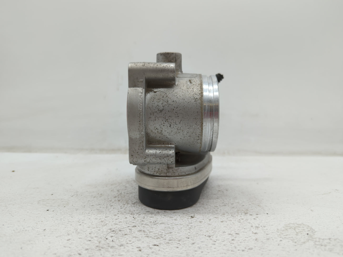 2007-2013 Nissan Altima Throttle Body P/N:526-01 RME60-15 Fits Fits 2007 2008 2009 2010 2011 2012 2013 OEM Used Auto Parts -