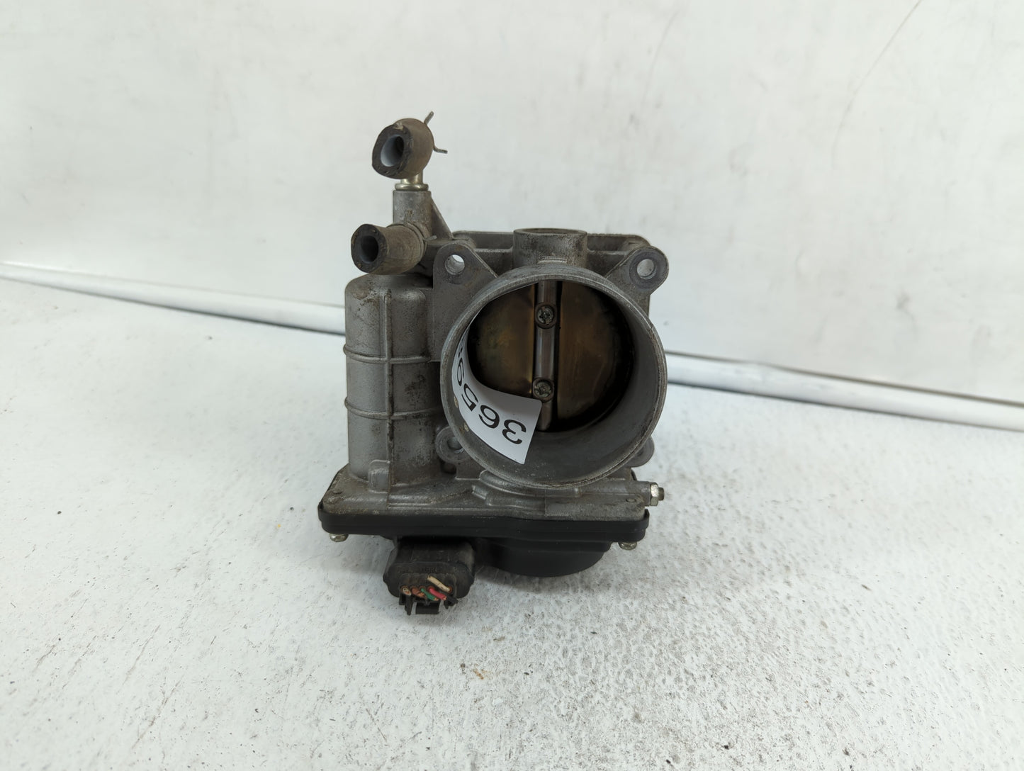 2007-2013 Nissan Altima Throttle Body P/N:526-01 RME60-15 Fits Fits 2007 2008 2009 2010 2011 2012 2013 OEM Used Auto Parts -
