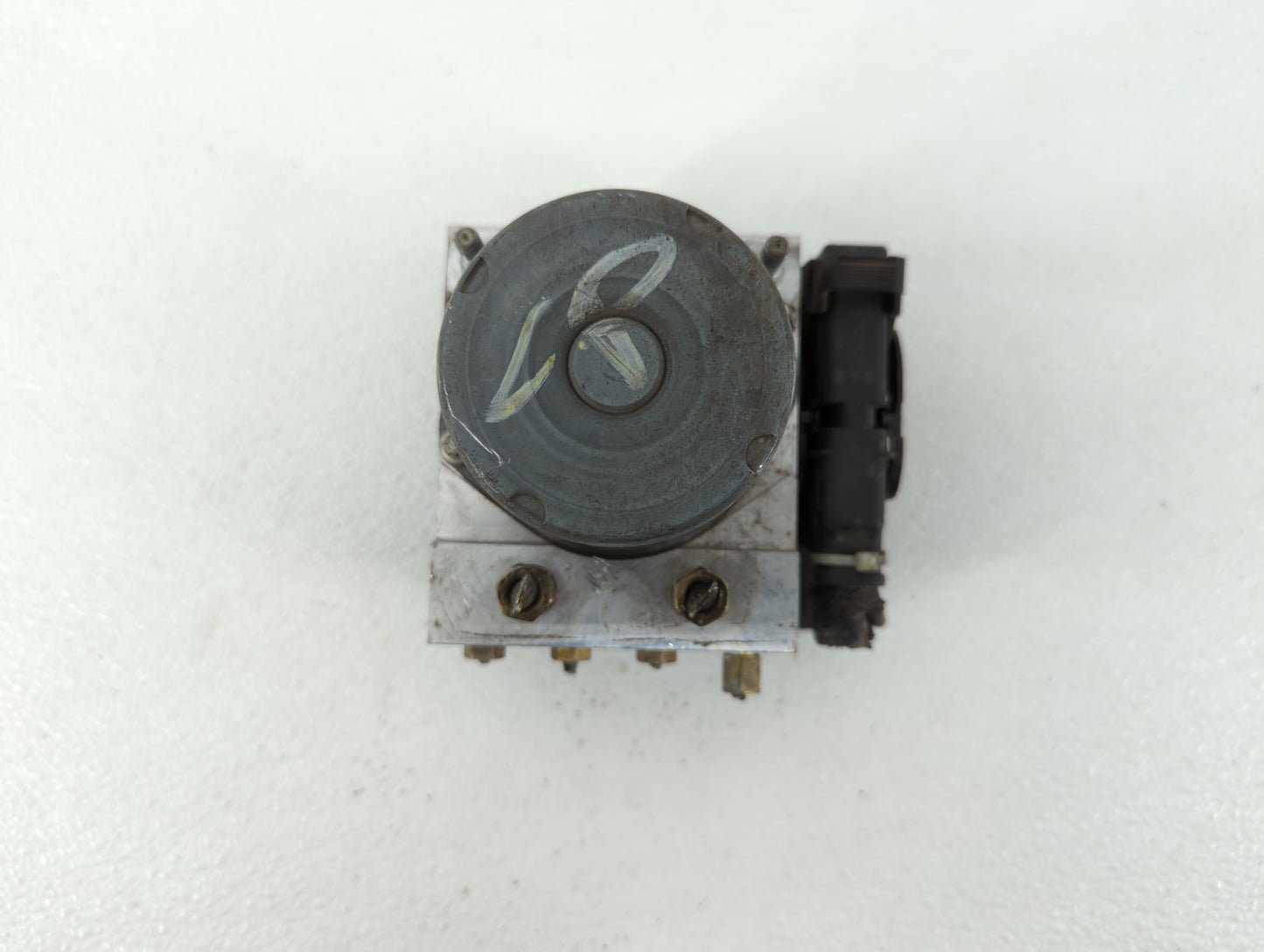 2010 Nissan Altima ABS Pump Control Module Replacement P/N:47660 ZX00A Fits OEM Used Auto Parts - Oemusedautoparts1.com