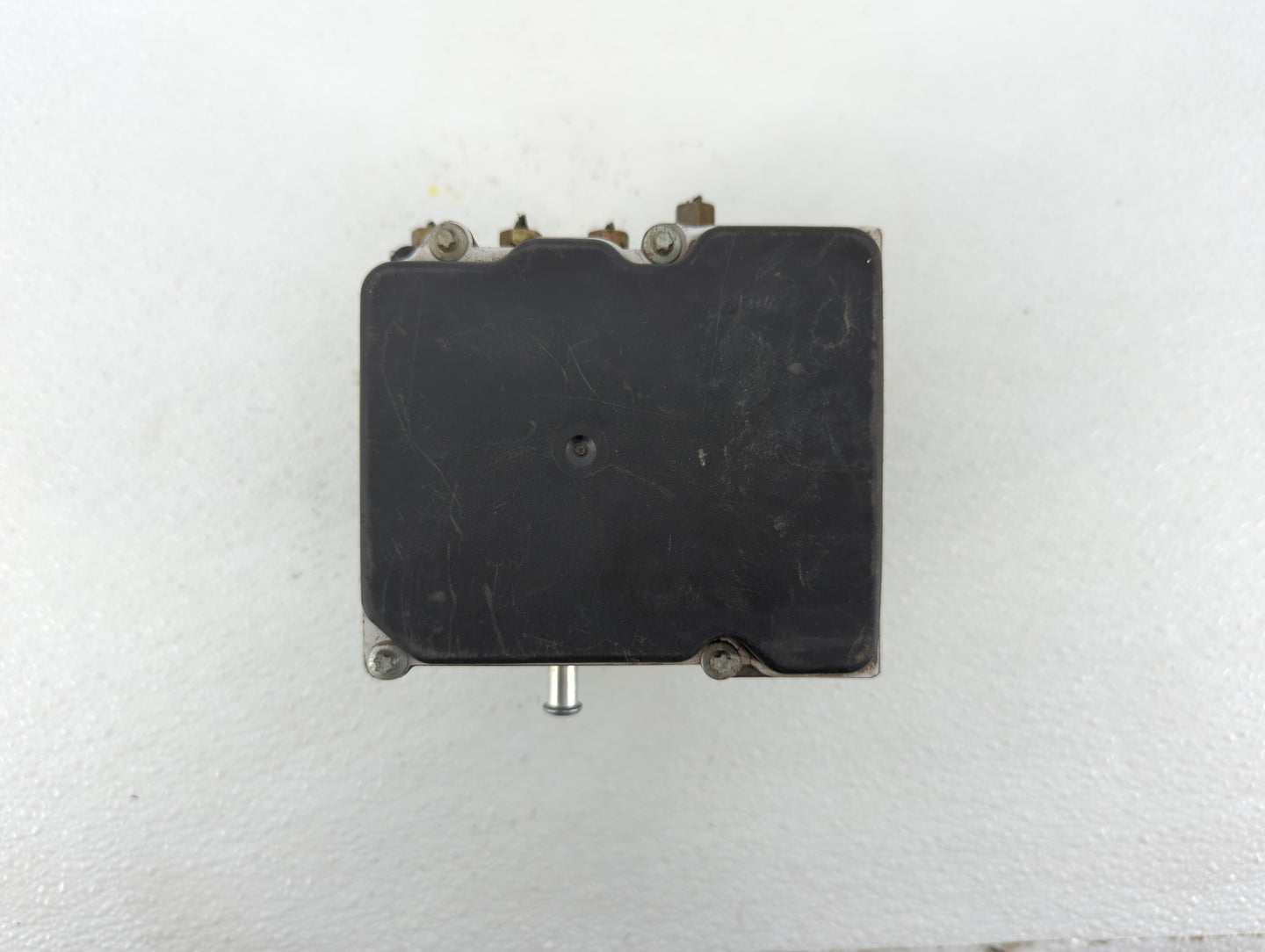 2010 Nissan Altima ABS Pump Control Module Replacement P/N:47660 ZX00A Fits OEM Used Auto Parts - Oemusedautoparts1.com