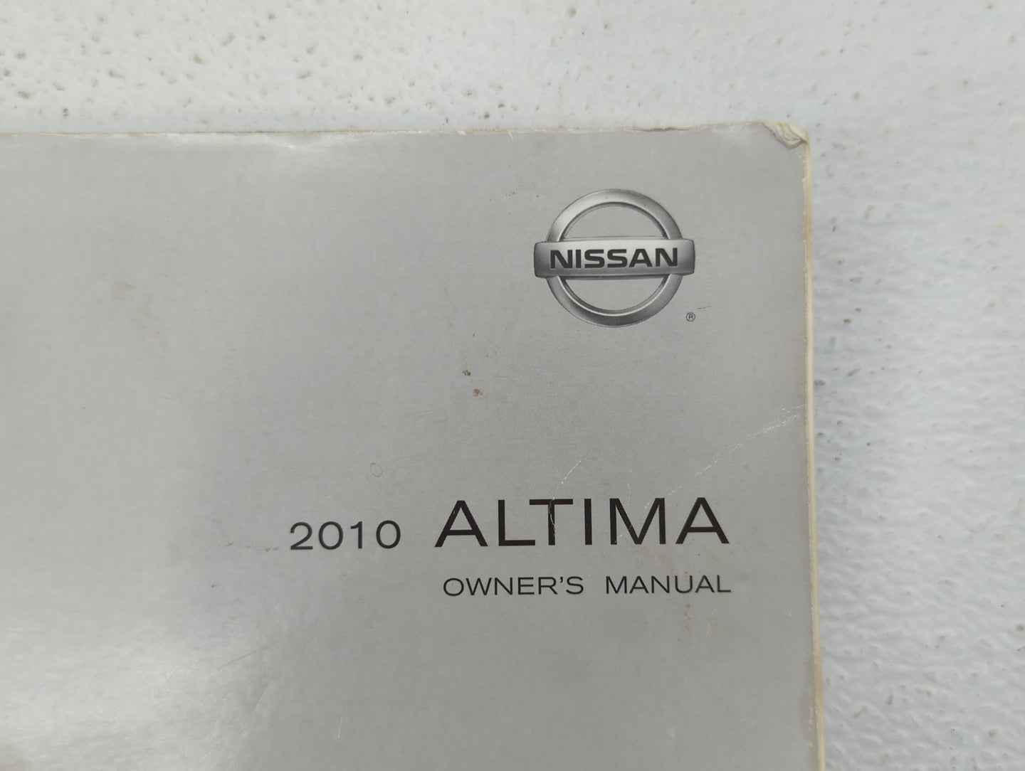 2010 Nissan Altima Owners Manual Book Guide OEM Used Auto Parts - Oemusedautoparts1.com