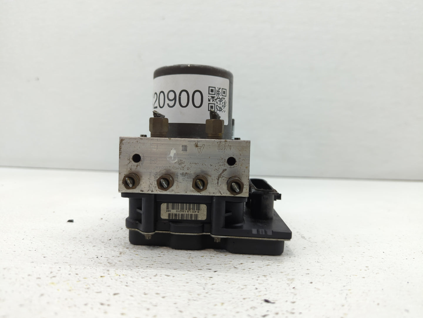 2010 Nissan Altima ABS Pump Control Module Replacement P/N:04779890AG 47660 ZX00A Fits OEM Used Auto Parts - Oemusedautopart