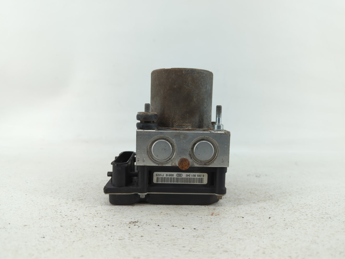 2010 Nissan Altima ABS Pump Control Module Replacement P/N:47660 ZX00A Fits OEM Used Auto Parts - Oemusedautoparts1.com