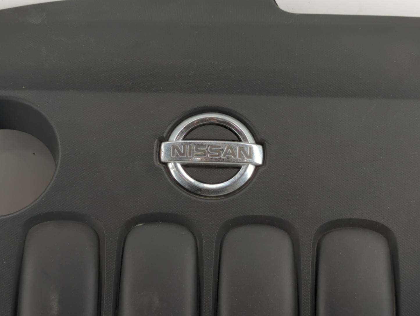 2010 Nissan Altima Engine Cover - Oemusedautoparts1.com