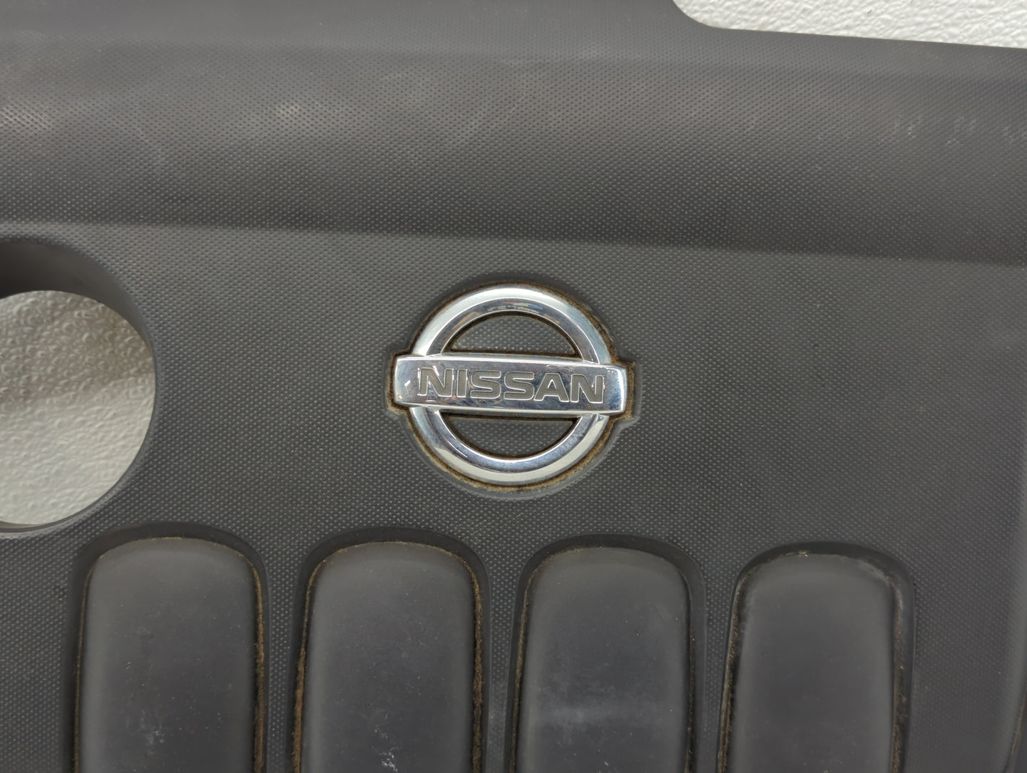 2010 Nissan Altima Engine Cover - Oemusedautoparts1.com