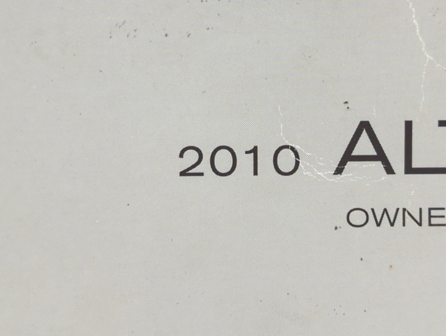 2010 Nissan Altima Owners Manual Book Guide OEM Used Auto Parts - Oemusedautoparts1.com