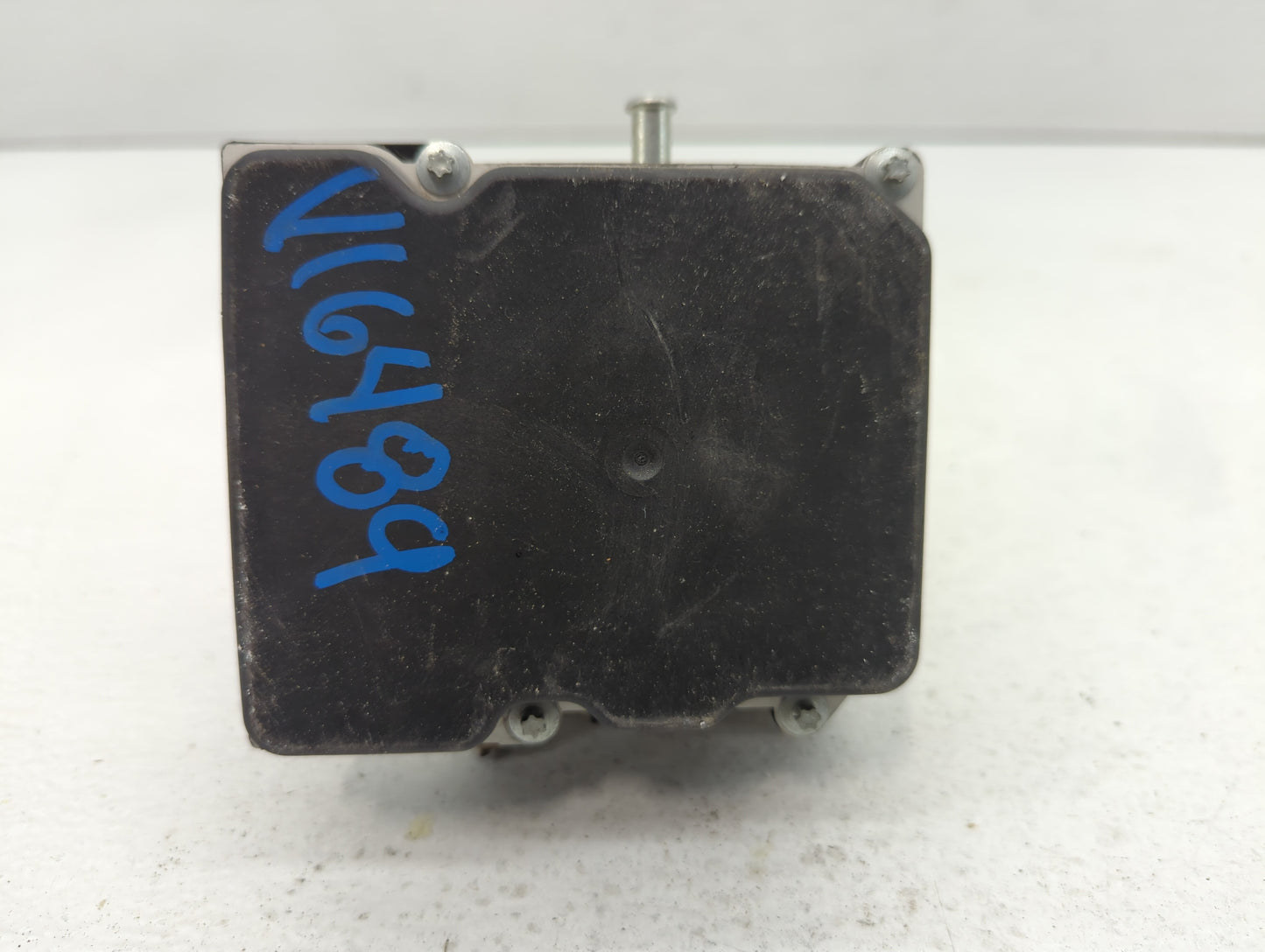 2010 Nissan Altima ABS Pump Control Module Replacement P/N:47660 ZX00A Fits OEM Used Auto Parts - Oemusedautoparts1.com