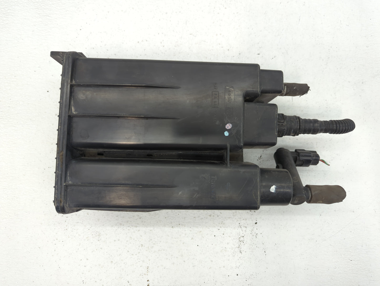 2010 Nissan Altima Fuel Vapor Charcoal Canister - Oemusedautoparts1.com