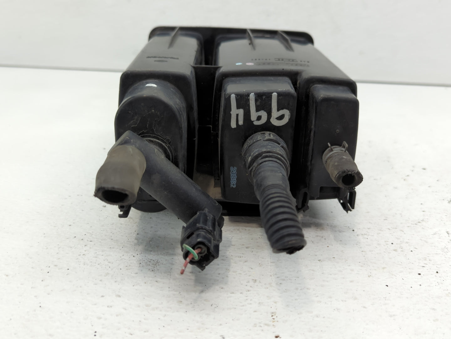 2010 Nissan Altima Fuel Vapor Charcoal Canister - Oemusedautoparts1.com
