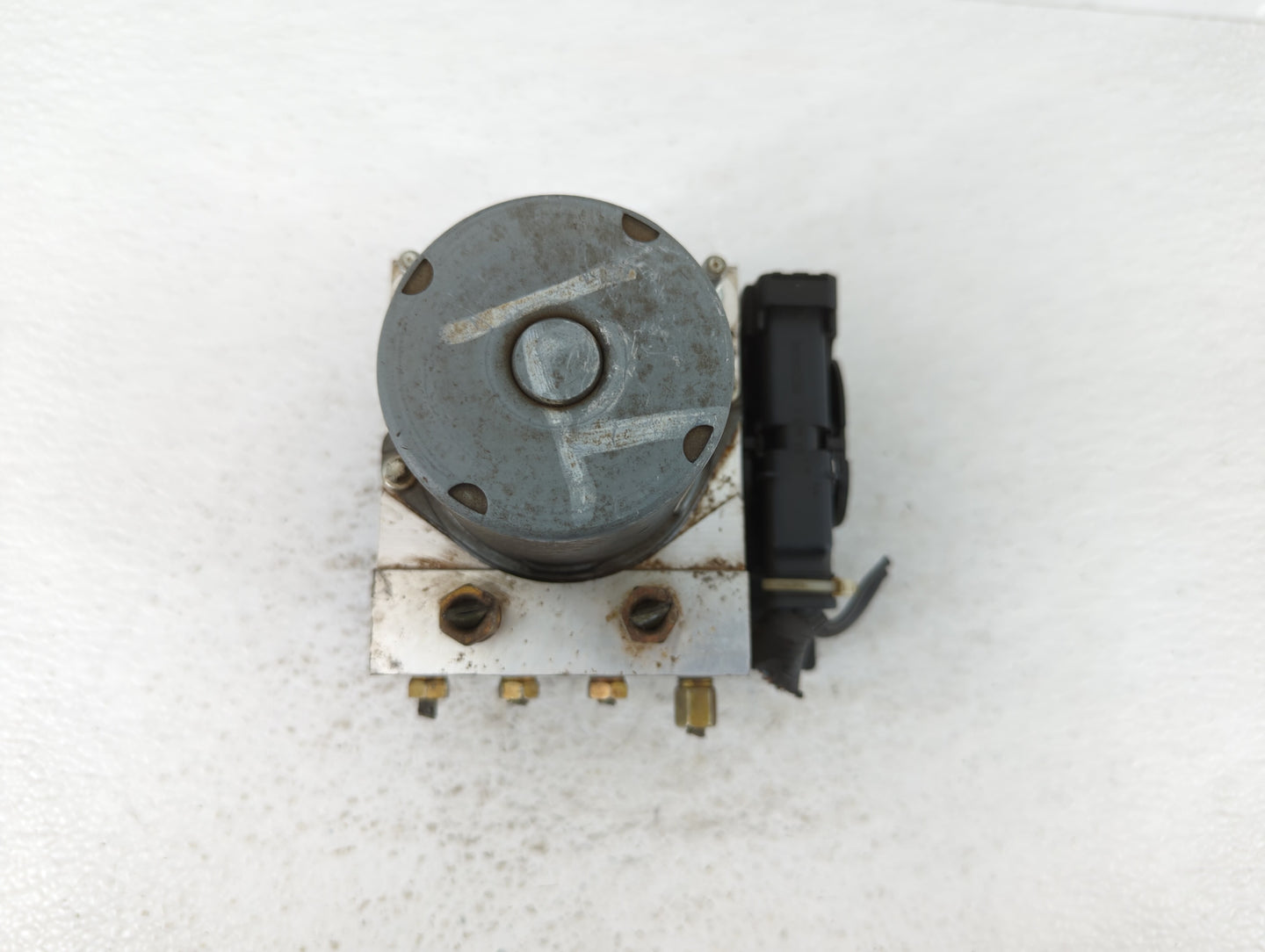 2010 Nissan Altima ABS Pump Control Module Replacement P/N:47660 ZX10A 47660 ZX00A Fits OEM Used Auto Parts - Oemusedautopar