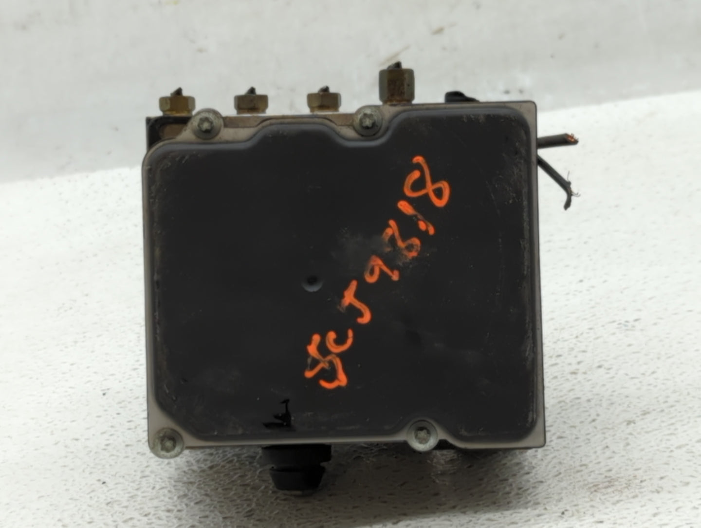 2010 Nissan Altima ABS Pump Control Module Replacement P/N:47660 ZX00A Fits OEM Used Auto Parts - Oemusedautoparts1.com