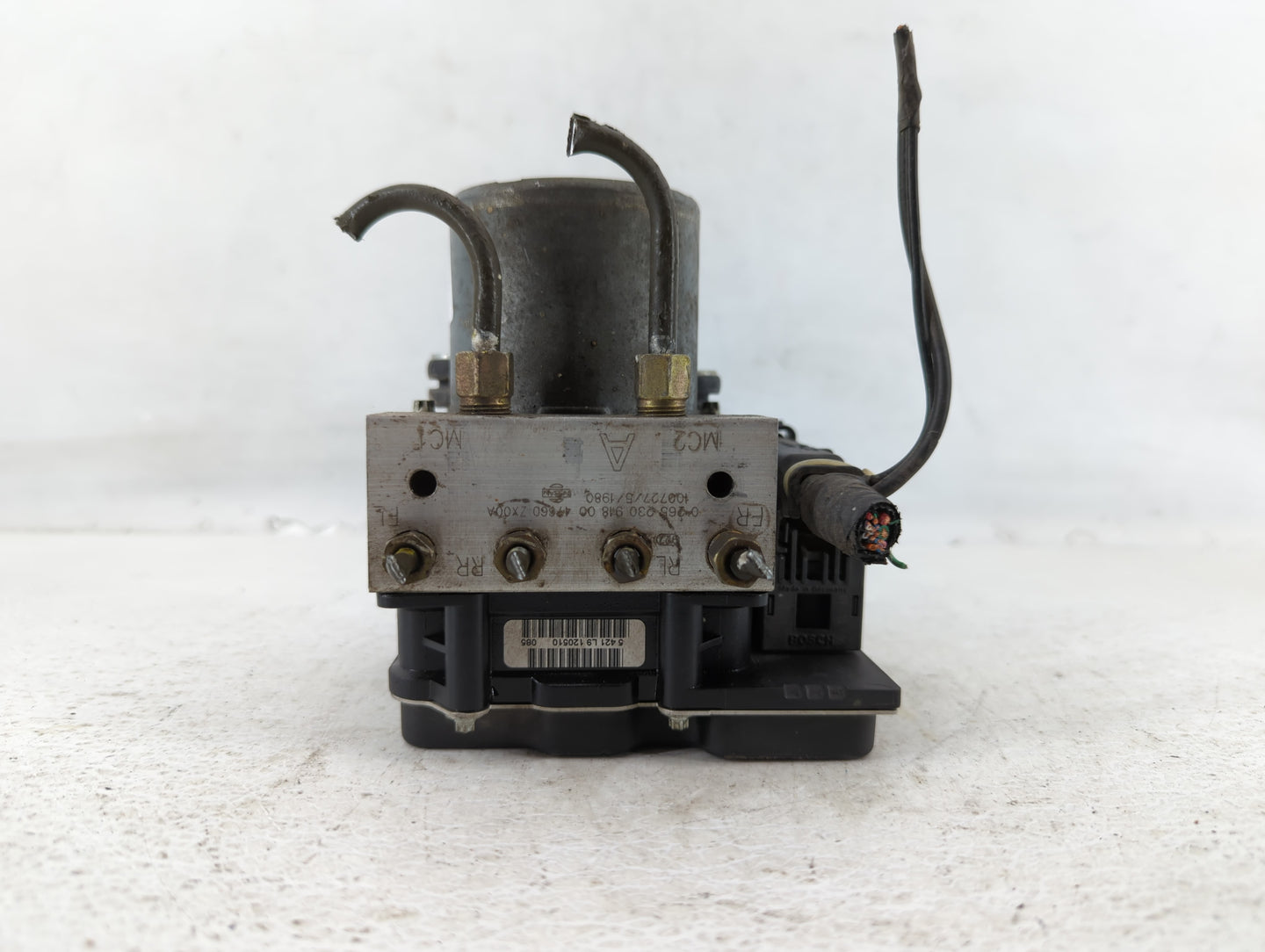 2010 Nissan Altima ABS Pump Control Module Replacement P/N:47660 ZX00A Fits OEM Used Auto Parts - Oemusedautoparts1.com