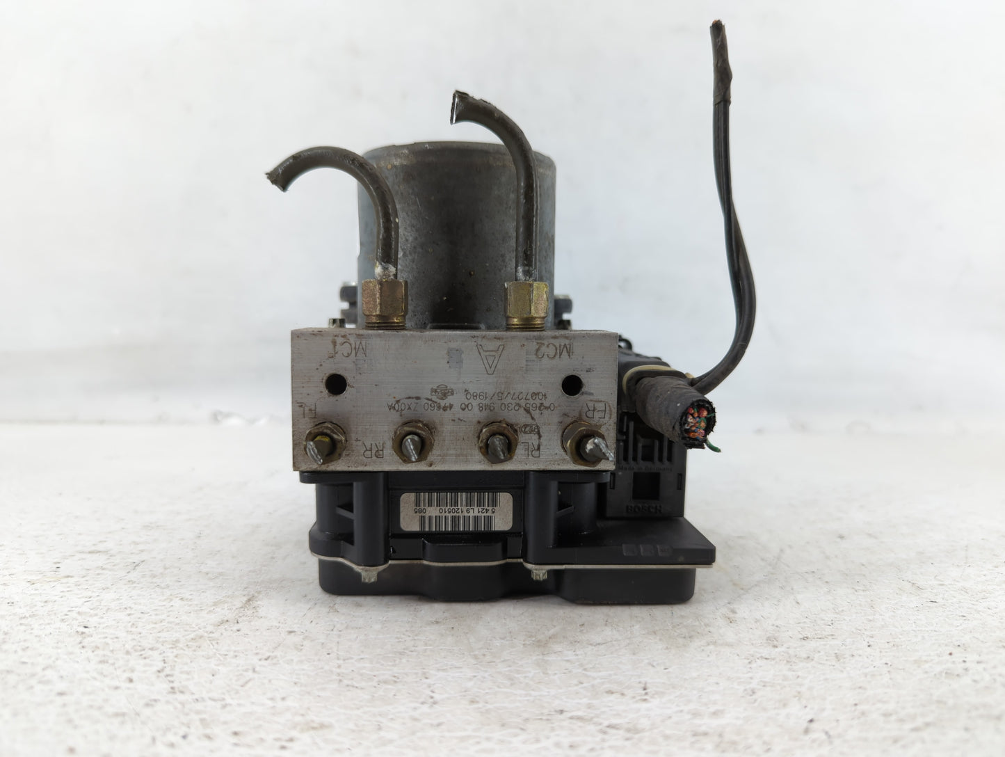 2010 Nissan Altima ABS Pump Control Module Replacement P/N:47660 ZX00A Fits OEM Used Auto Parts - Oemusedautoparts1.com