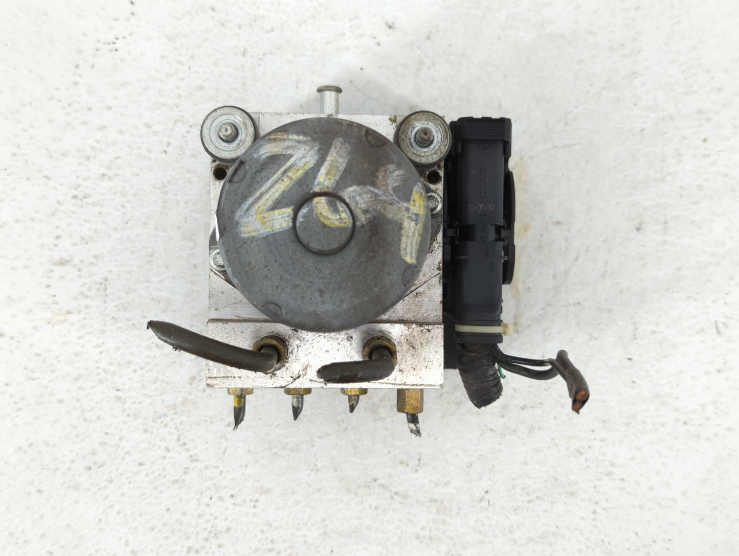 2010 Nissan Altima ABS Pump Control Module Replacement P/N:47660 ZX00A Fits OEM Used Auto Parts - Oemusedautoparts1.com