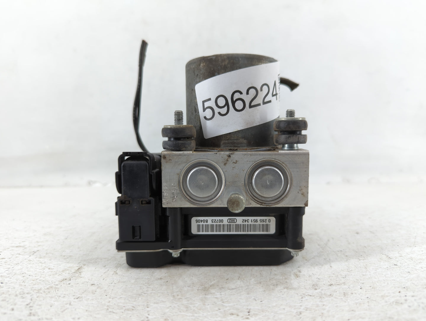 2010 Nissan Altima ABS Pump Control Module Replacement P/N:47660 ZX00A Fits OEM Used Auto Parts - Oemusedautoparts1.com
