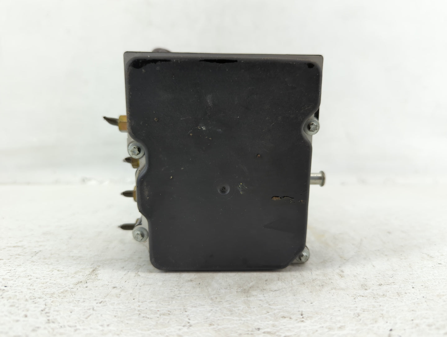 2010 Nissan Altima ABS Pump Control Module Replacement P/N:47660 ZX00A Fits OEM Used Auto Parts - Oemusedautoparts1.com