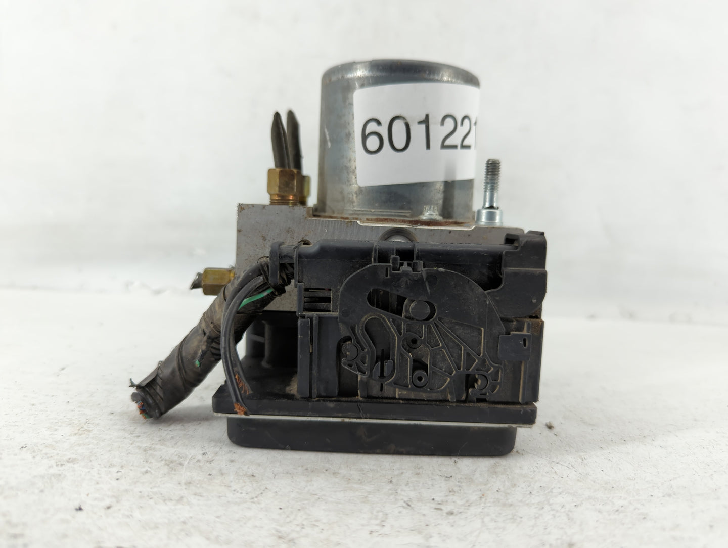2010 Nissan Altima ABS Pump Control Module Replacement P/N:47660 ZX00A Fits OEM Used Auto Parts - Oemusedautoparts1.com