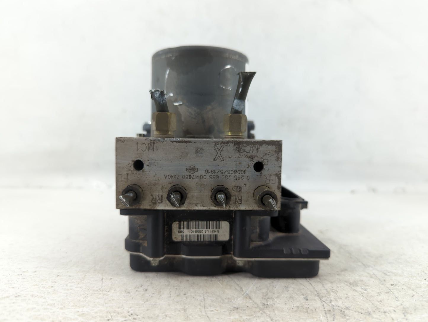 2010 Nissan Altima ABS Pump Control Module Replacement P/N:47660 ZX10A Fits OEM Used Auto Parts - Oemusedautoparts1.com