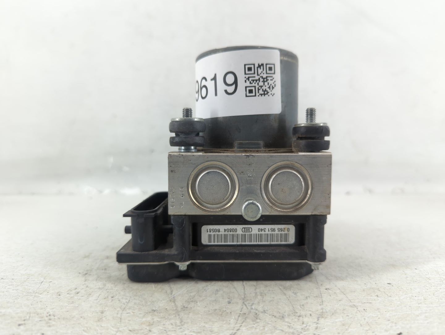 2010 Nissan Altima ABS Pump Control Module Replacement P/N:47660 ZX10A Fits OEM Used Auto Parts - Oemusedautoparts1.com