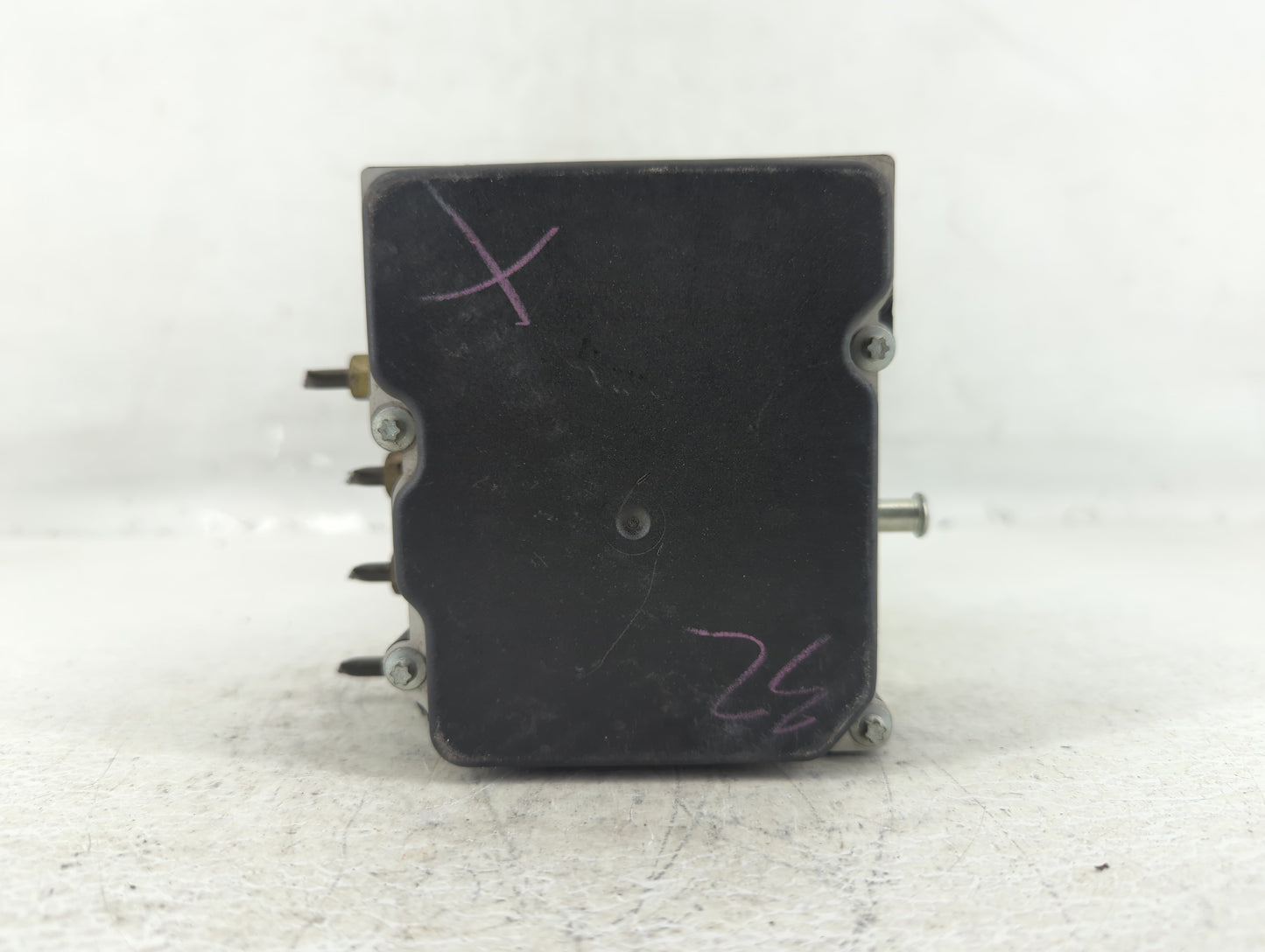 2010 Nissan Altima ABS Pump Control Module Replacement P/N:47660 ZX10A Fits OEM Used Auto Parts - Oemusedautoparts1.com